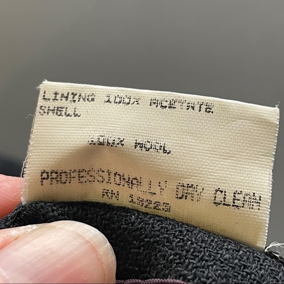 American Made Vintage Women’s Black Wool Pencil Skirt – Size 14 - Picture 8 of 9